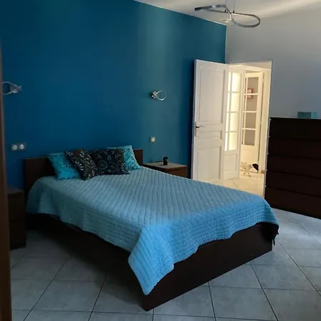 Holiday home Magnifique Avec Piscine Saint-Julien (Var)